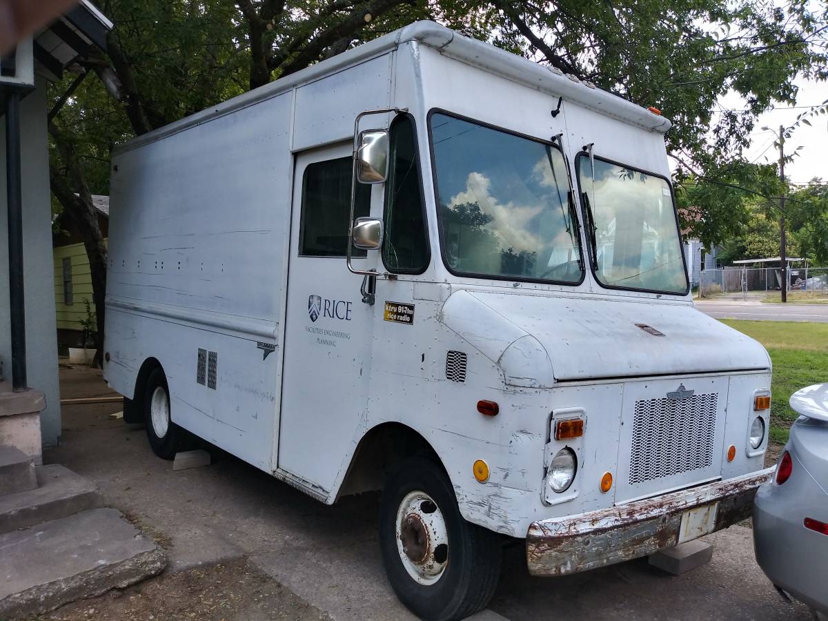 Chevy-grumman-1985-1