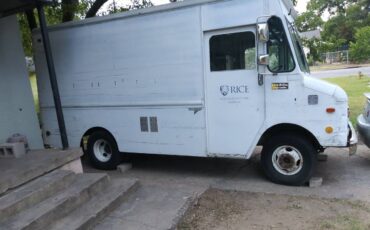 Chevy-grumman-1985-2
