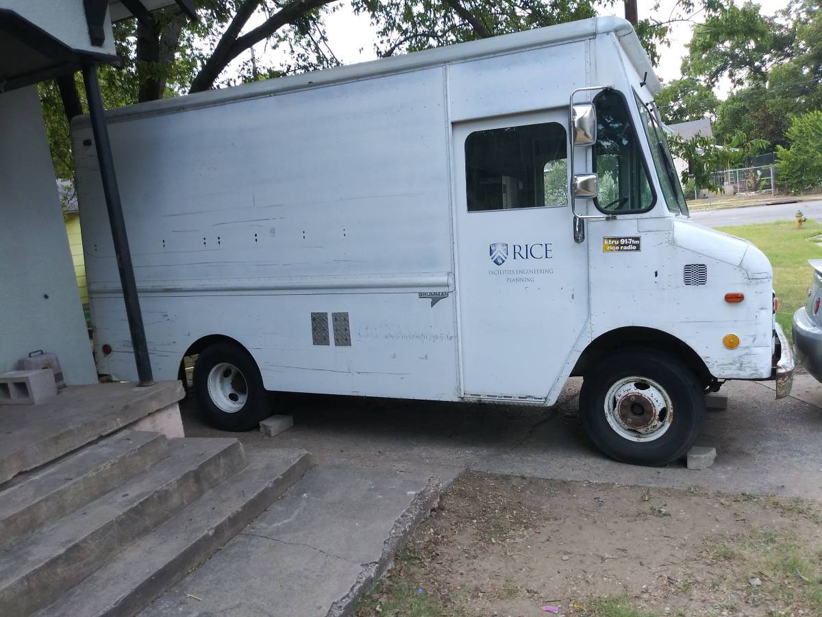 Chevy-grumman-1985-2