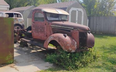 Chevy-half-ton-short-bed-1940-1