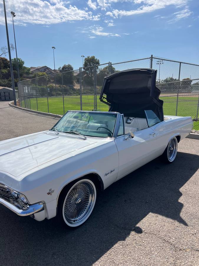 Chevy-impala-convertible-1965-white-17