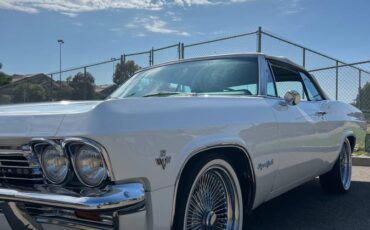 Chevy-impala-convertible-1965-white