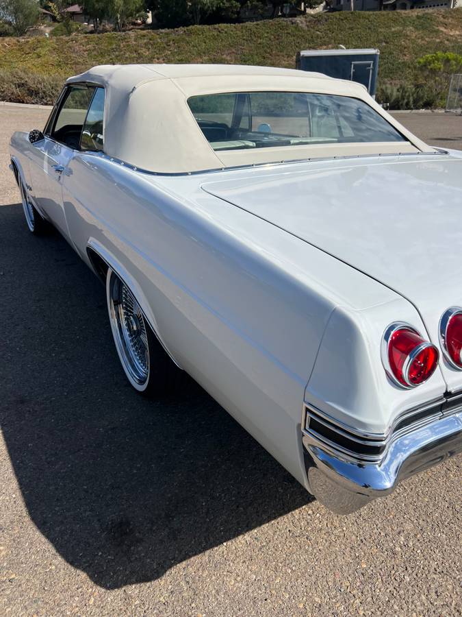 Chevy-impala-convertible-1965-white-4
