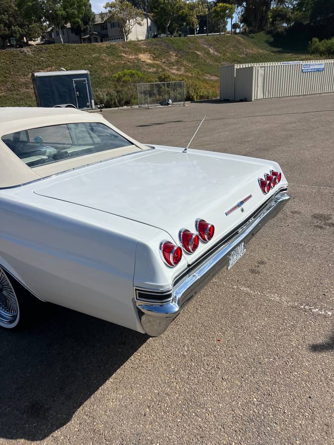 Chevy-impala-convertible-1965-white-5