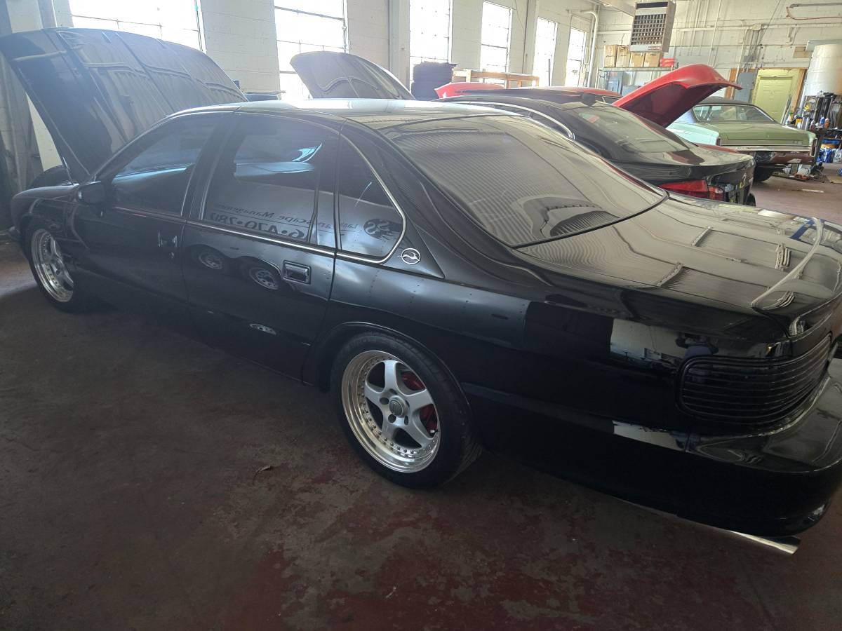 Chevy-impala-ss-1994-custom