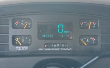 Chevy-impala-ss-1995-black-12