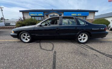 Chevy-impala-ss-1995-black-7