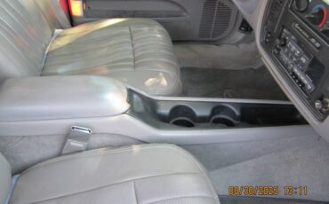Chevy-impala-ss-1995-grey-18