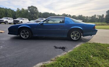 Chevy-iroc-z28-1985-blue-1