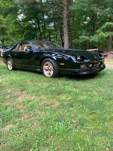 Chevy-iroc-z28-camaro-1986-black-2