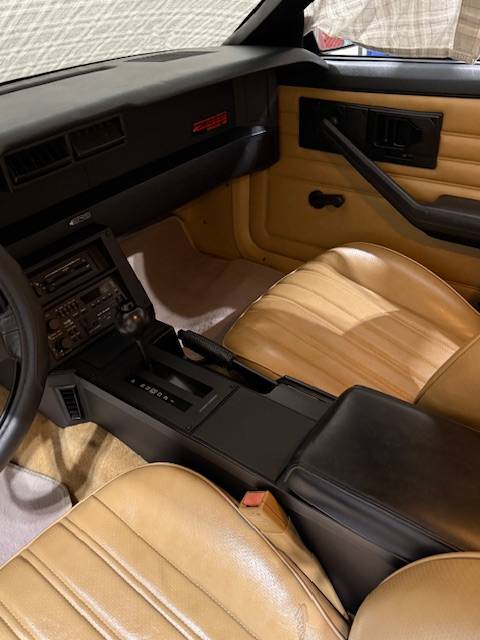 Chevy-iroc-z28-camaro-1986-black-6