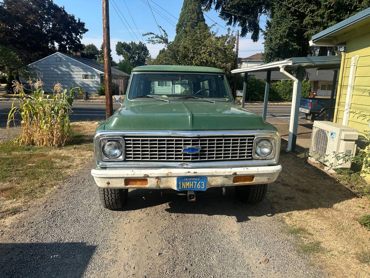 Chevy-k-10-suburban-1971-green-1