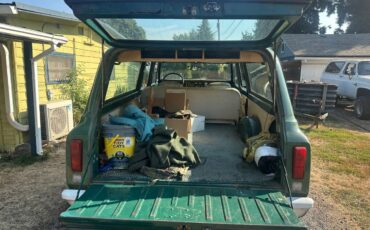 Chevy-k-10-suburban-1971-green-11