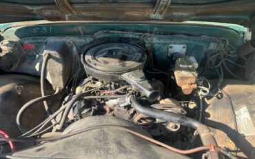 Chevy-k-10-suburban-1971-green-17