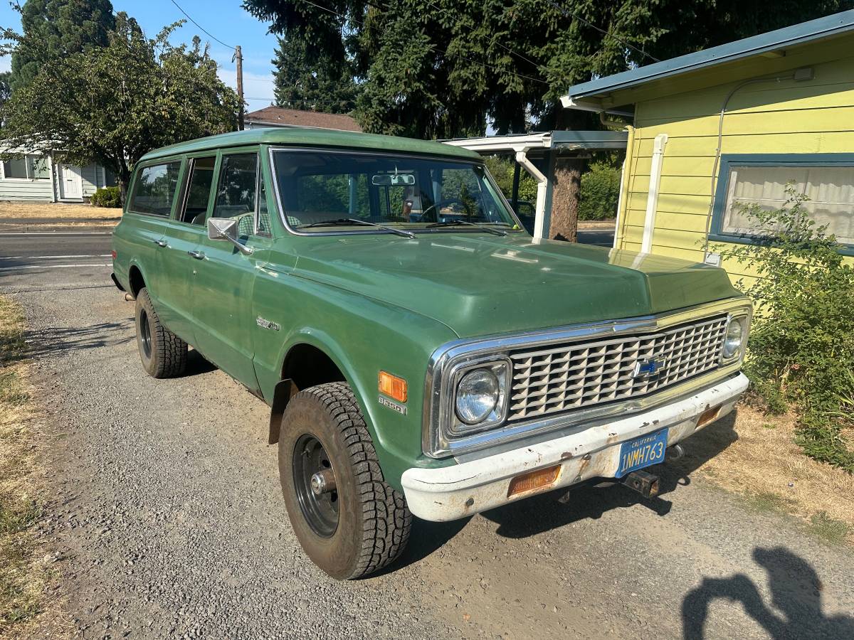 Chevy-k-10-suburban-1971-green-2