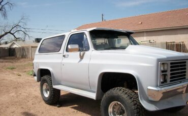 Chevy-k-5-1983-grey-10