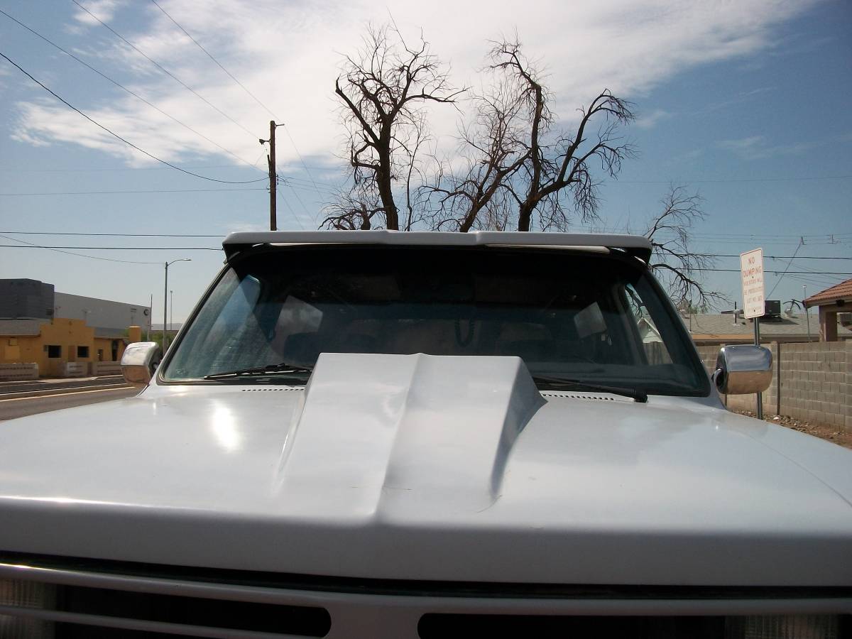 Chevy-k-5-1983-grey-9