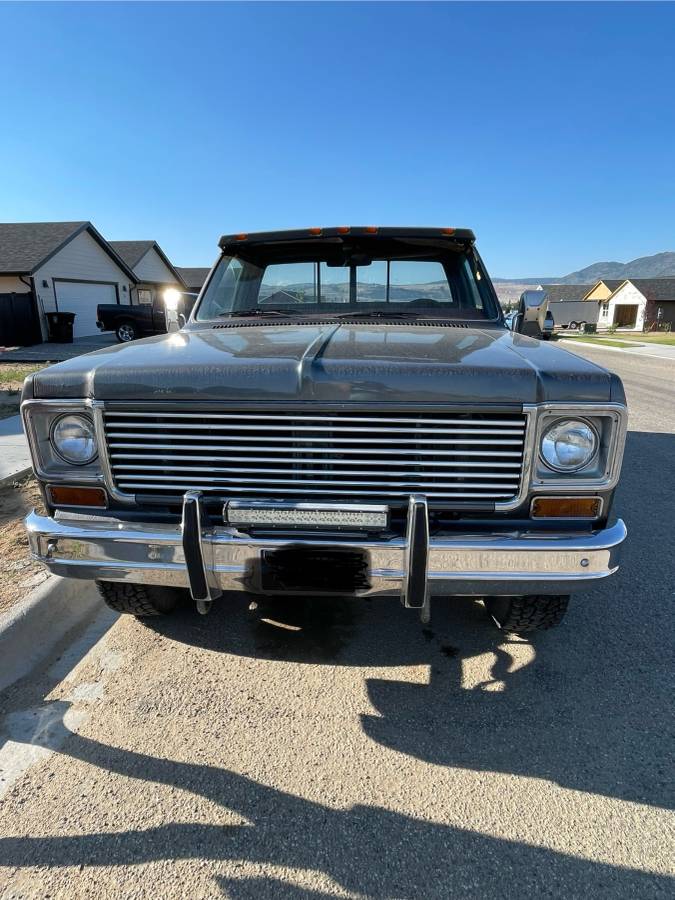 Chevy-k10-4x4-1977-grey-1