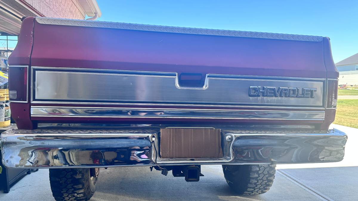 Chevy-k10-4x4-1985-7