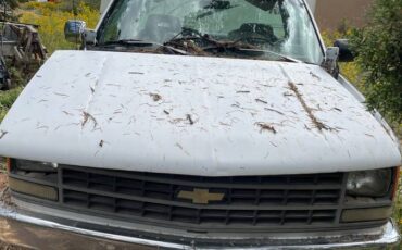 Chevy-k2500-1993-white-1