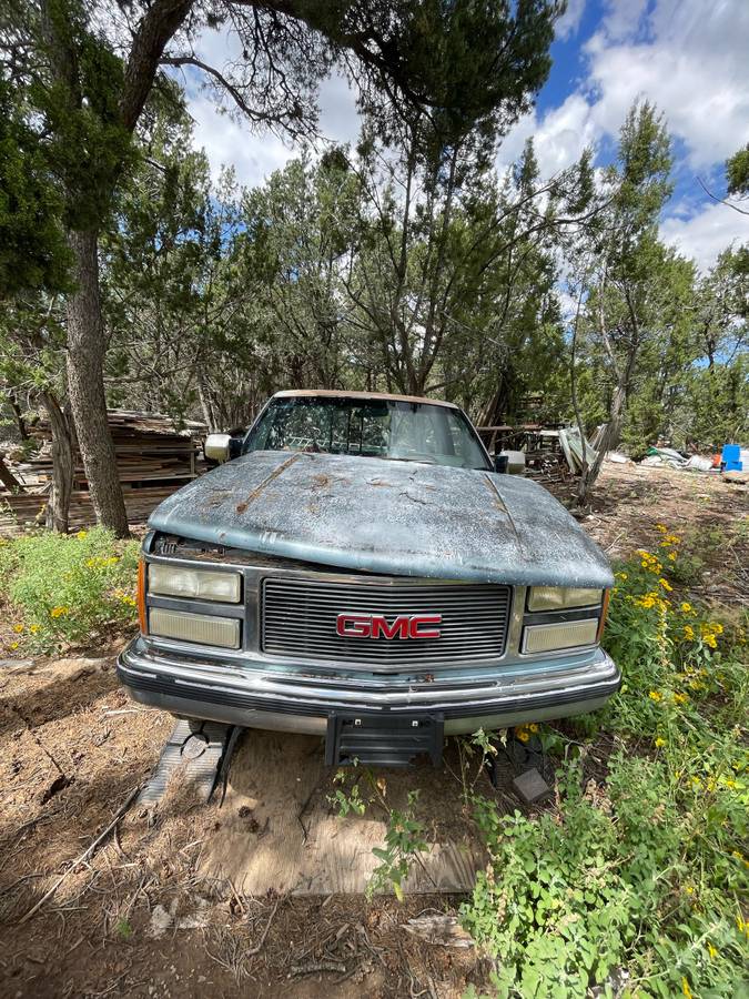 Chevy-k2500-1993-white-12