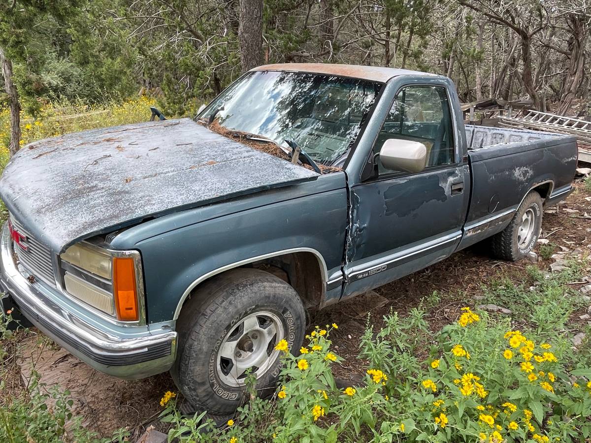 Chevy-k2500-1993-white-16