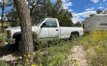 Chevy-k2500-1993-white-3