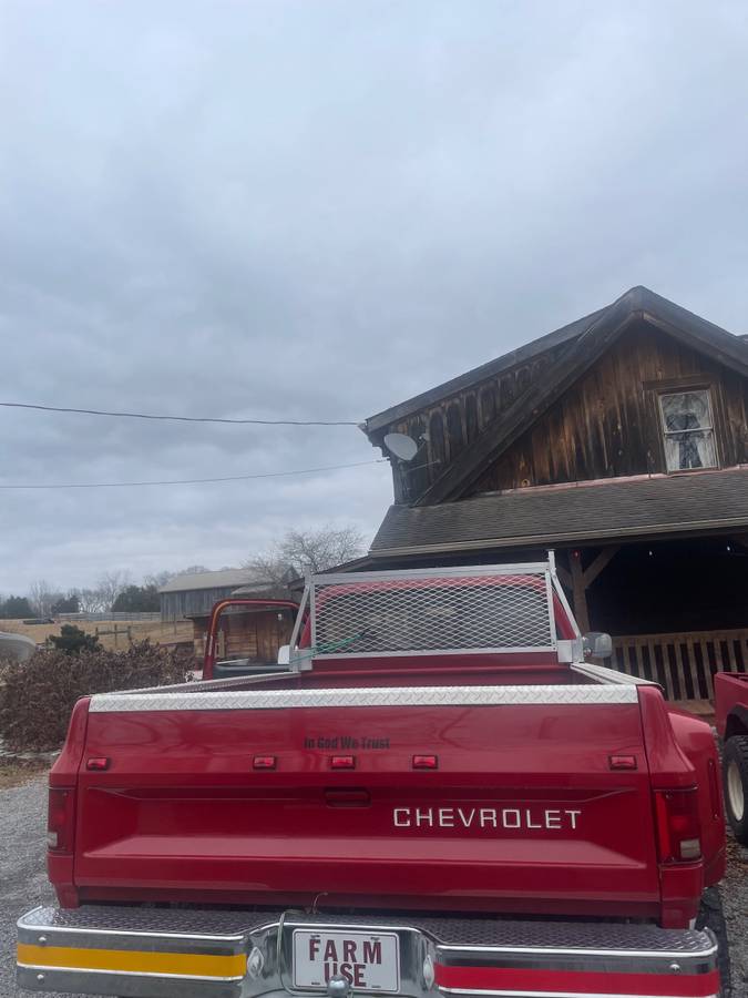 Chevy-k30-1985-red-10