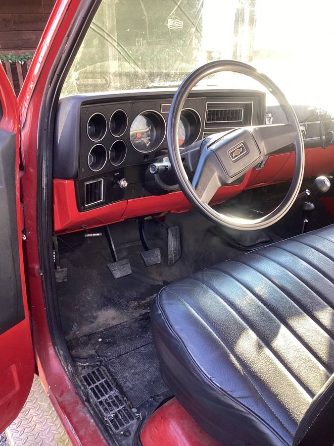 Chevy-k30-1985-red-4