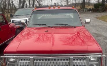 Chevy-k30-1985-red-9