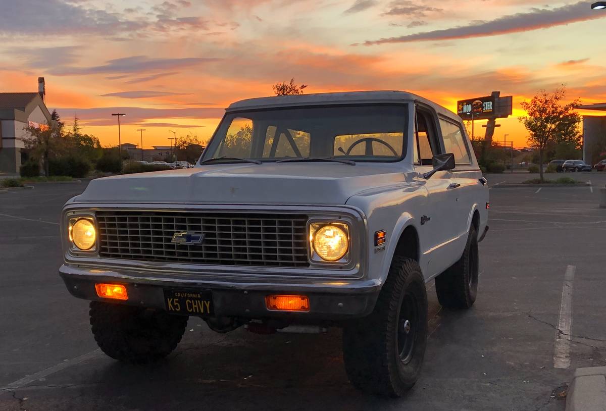 Chevy-k5-blazer-1972-white-11