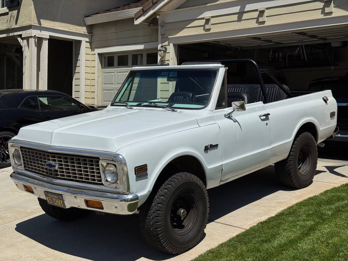 Chevy-k5-blazer-1972-white-15