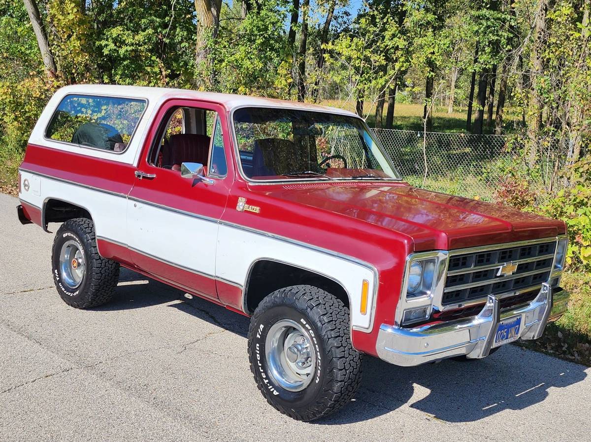 Chevy-k5-blazer-1979-red-1