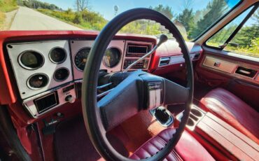 Chevy-k5-blazer-1979-red-16