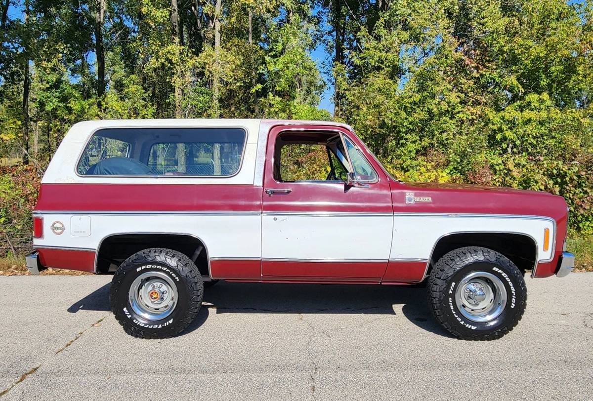 Chevy-k5-blazer-1979-red-23