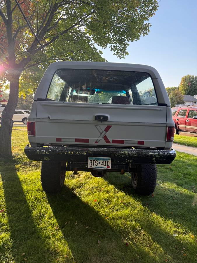 Chevy-k5-blazer-1984-custom-1