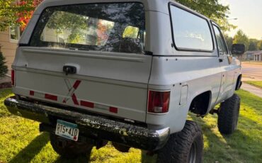 Chevy-k5-blazer-1984-custom-13
