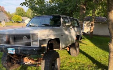 Chevy-k5-blazer-1984-custom-4