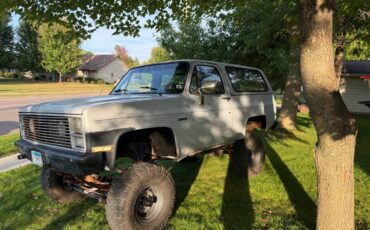 Chevy-k5-blazer-1984-custom-6