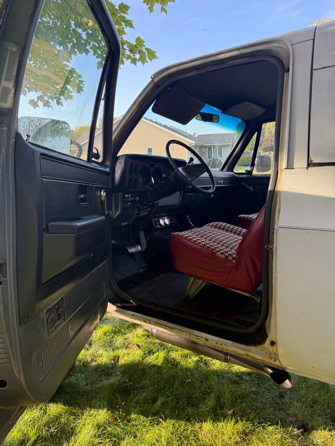 Chevy-k5-blazer-1984-custom-7
