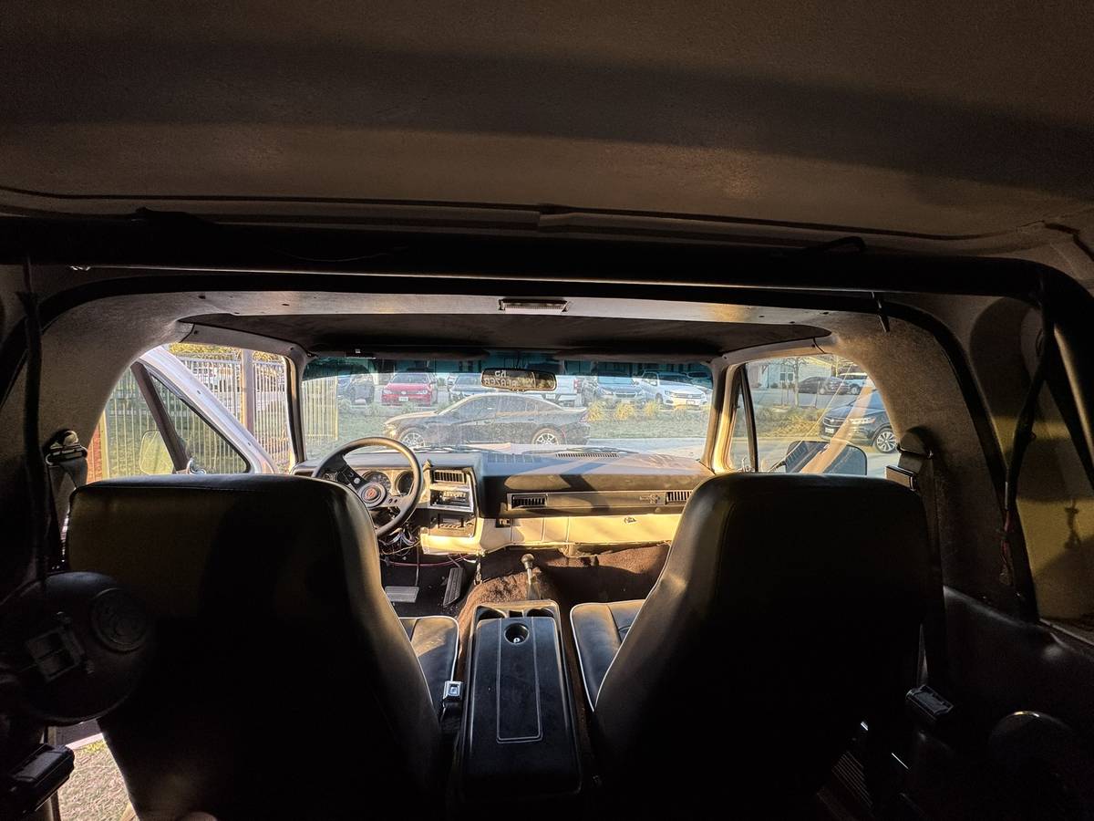 Chevy-k5-blazer-1985-custom-19