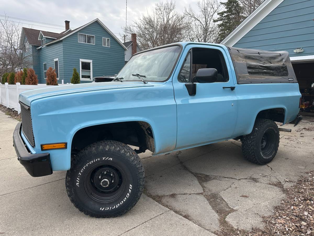 Chevy-k5-blazer-1986-blue-10