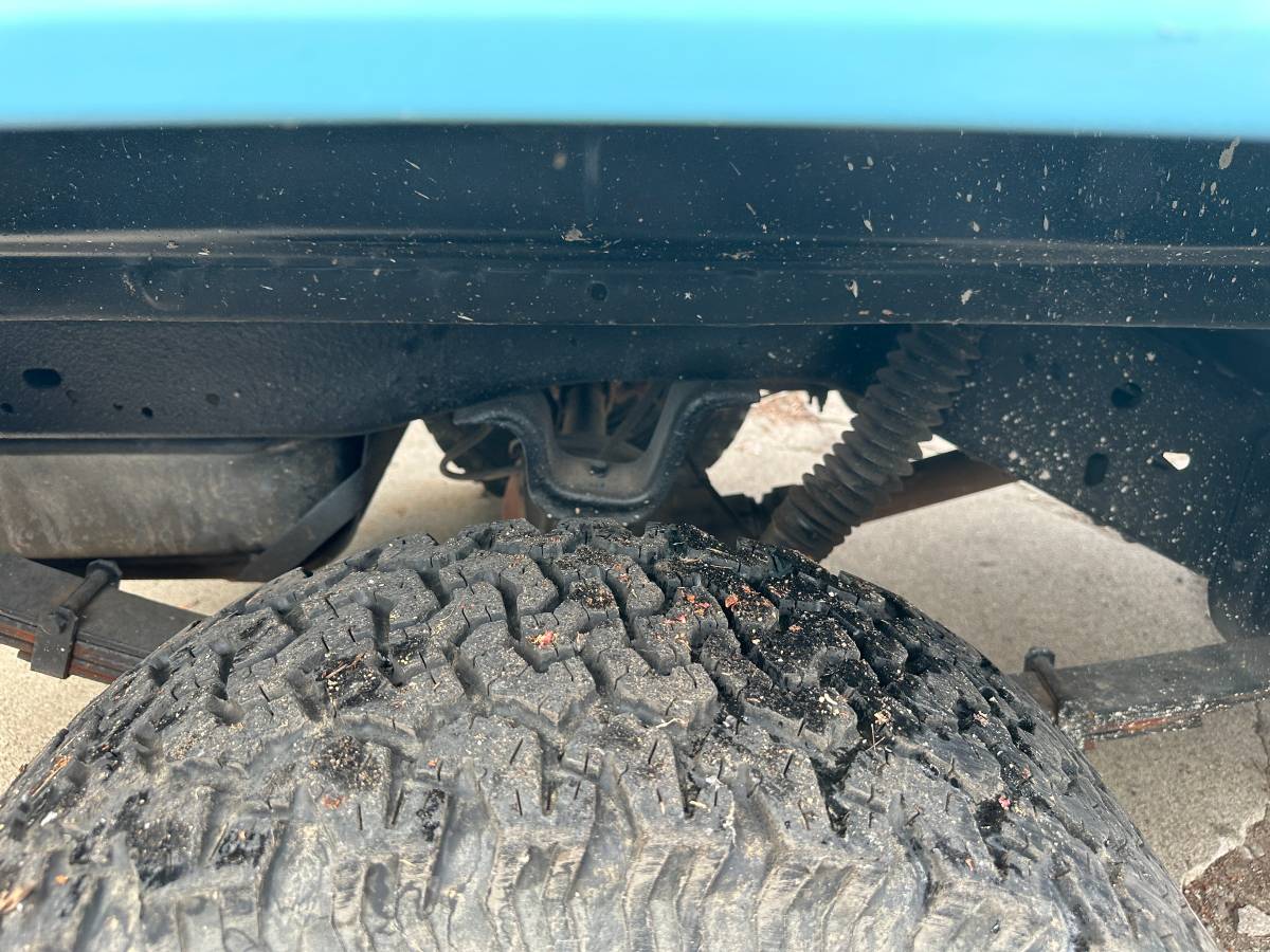 Chevy-k5-blazer-1986-blue-16