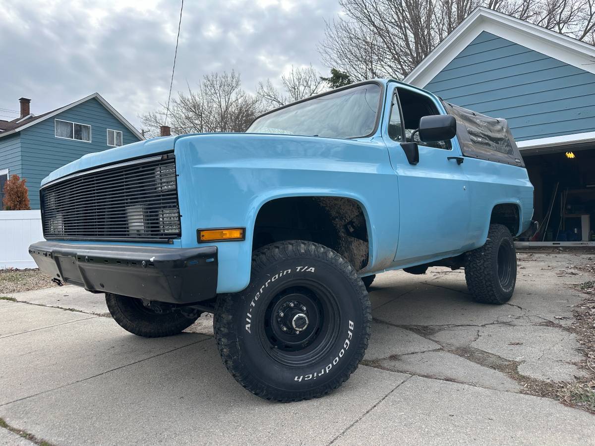 Chevy-k5-blazer-1986-blue-9