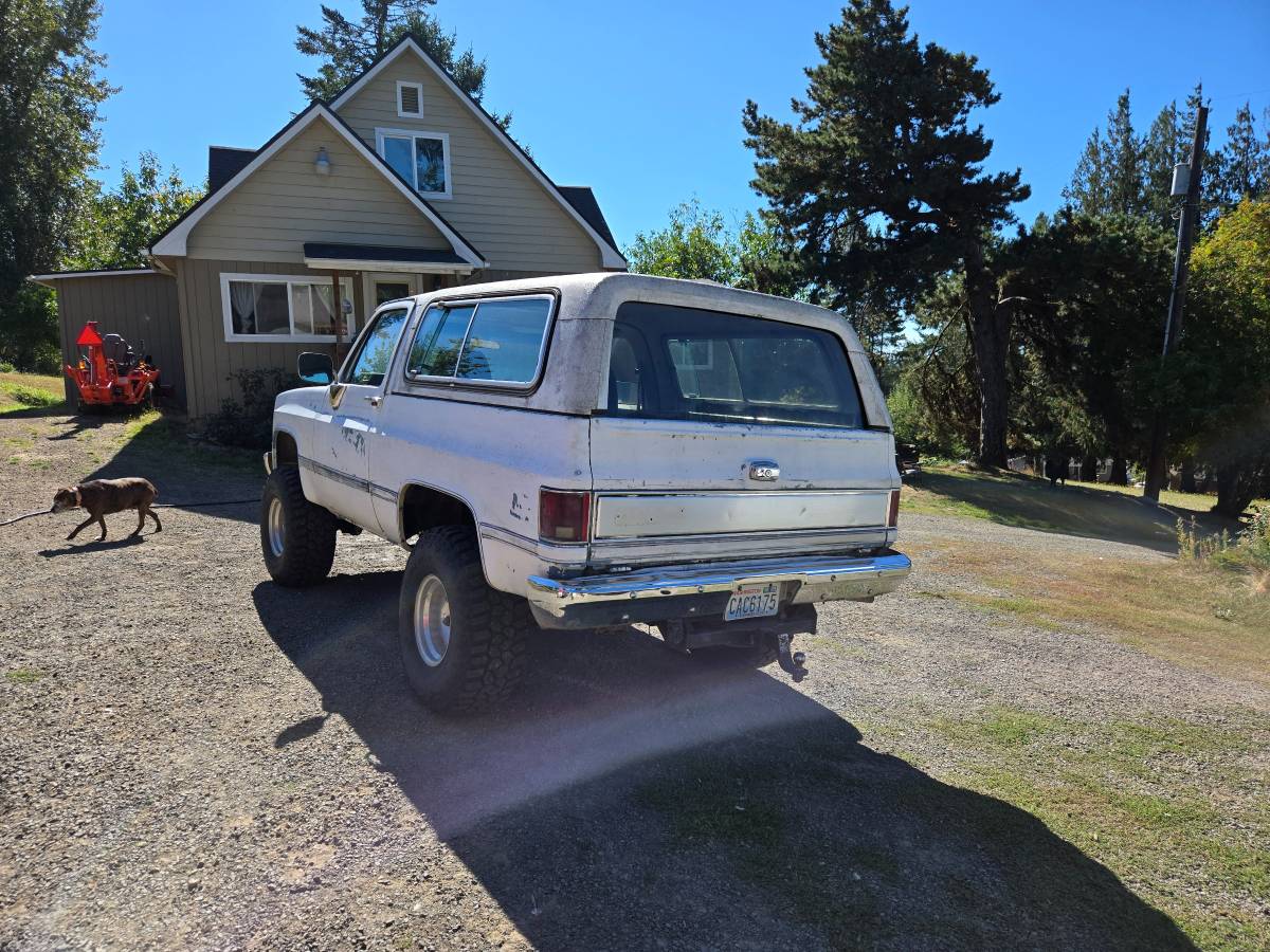 Chevy-k5-blazer-1987-white-6