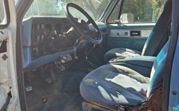 Chevy-k5-blazer-1987-white-7