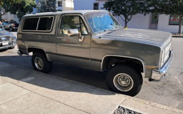 Chevy-k5-blazer-1988-grey-1