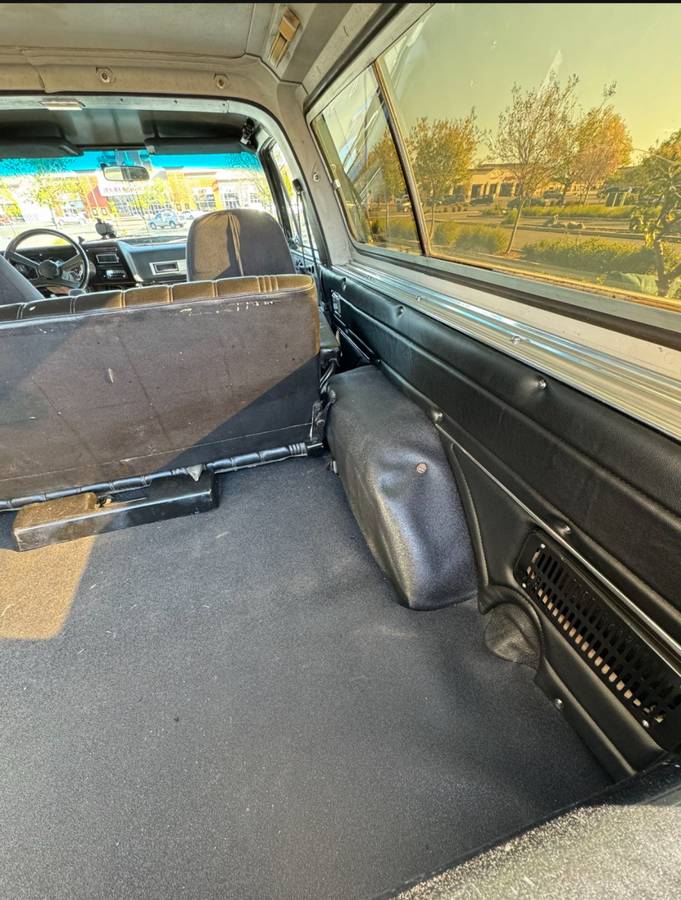 Chevy-k5-blazer-1989-black-5