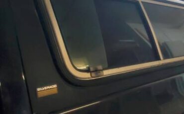 Chevy-k5-blazer-1990-black-13