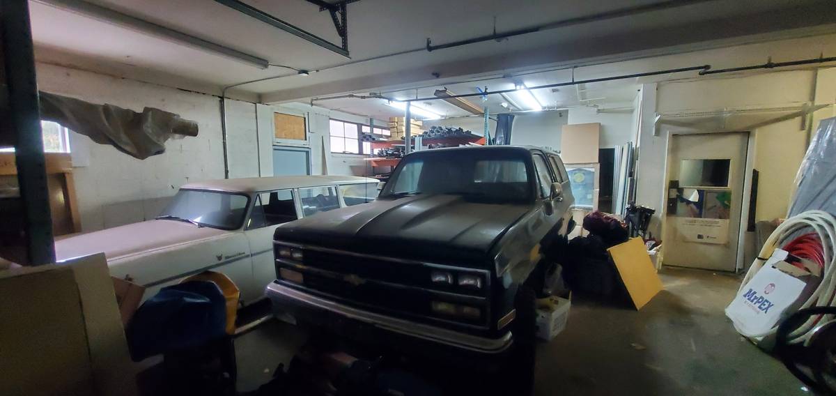 Chevy-k5-blazer-1990-black-4